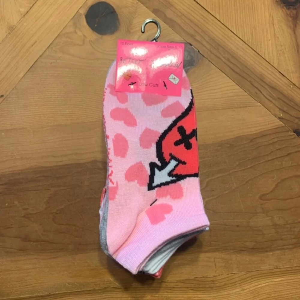 Betsey Johnson Low Cut Ankle Socks Hearts Kisses Stripes